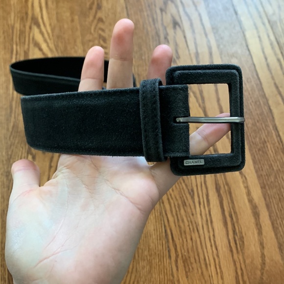 Vintage Chanel Suede Belt - Picture 6 of 10